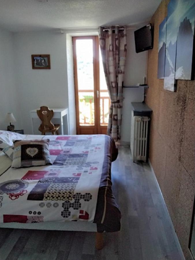 Hotel Le Beausejour Saint-Francois-Longchamp Εξωτερικό φωτογραφία
